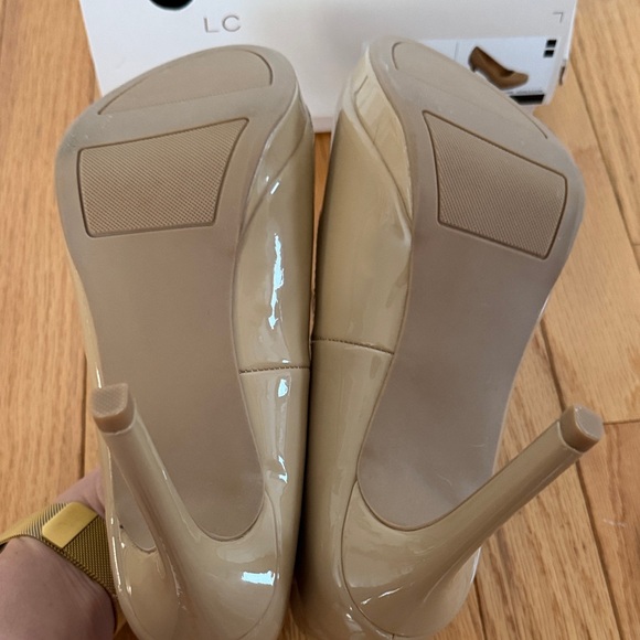 LC Lauren Conrad Women's Tan Heels - Picture 4 of 7